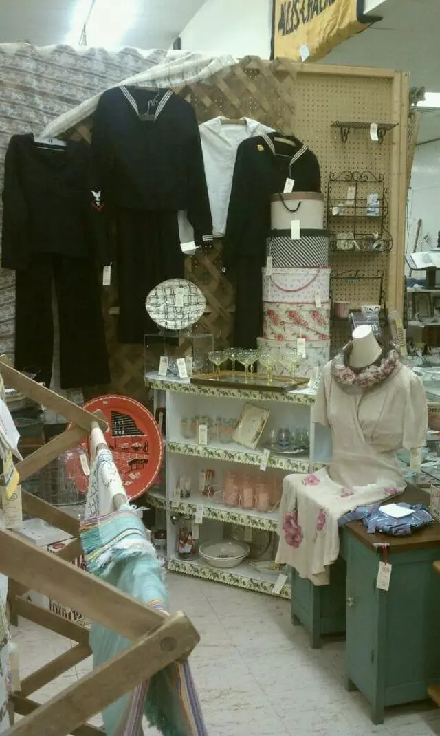 Antiques Mall Of Madison
