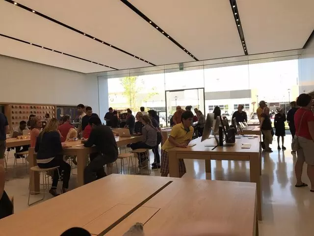 Apple Store