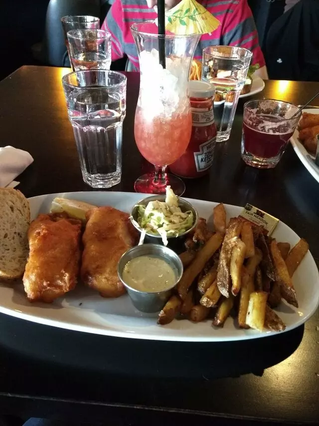 Avenue Club and the Bubble Up Bar