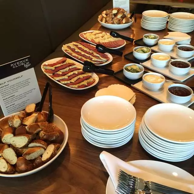 Avenue Club and the Bubble Up Bar