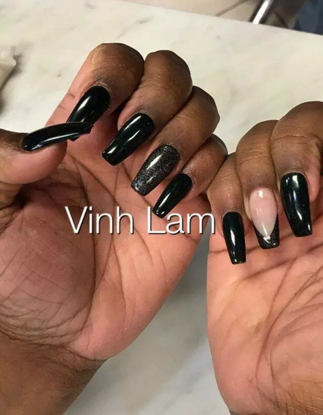 007 Nails