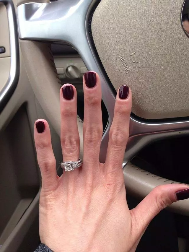 007 Nails