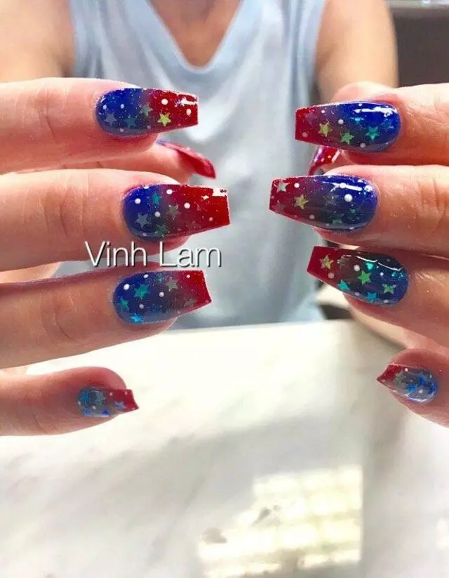 007 Nails