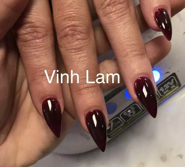 007 Nails