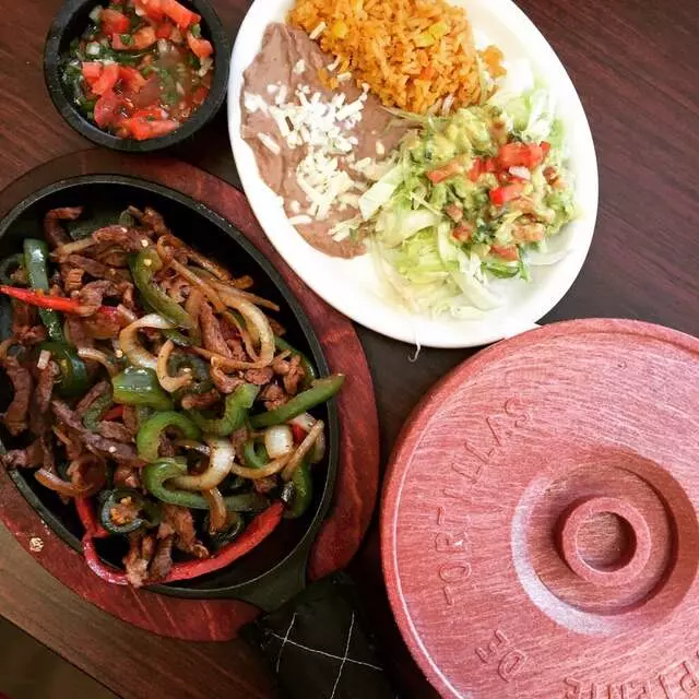 A La Brasa Mexican Grill
